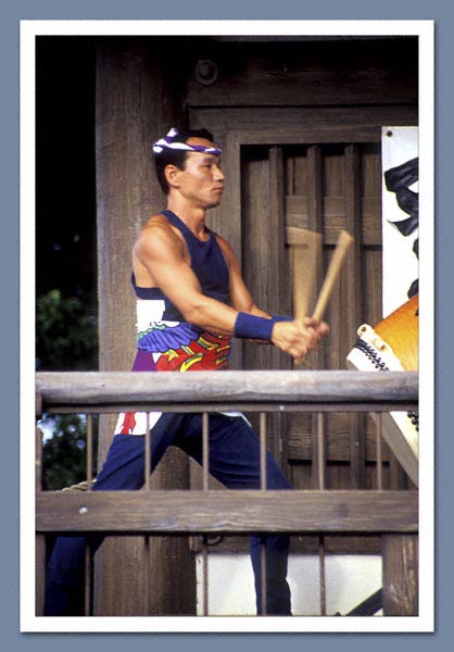 EPCOT-Drummer